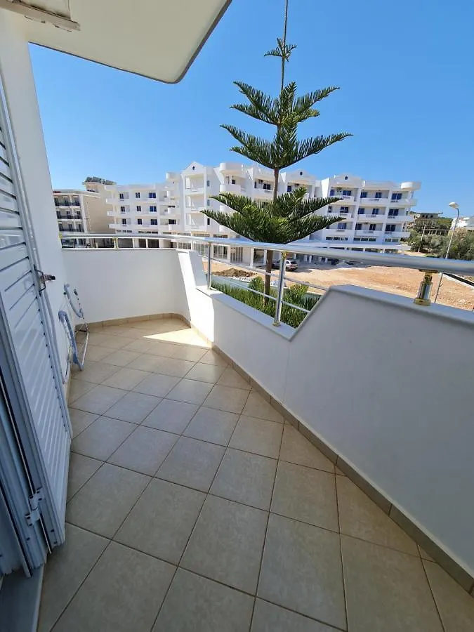 ***  Summer Time Hotel Ksamil Albania