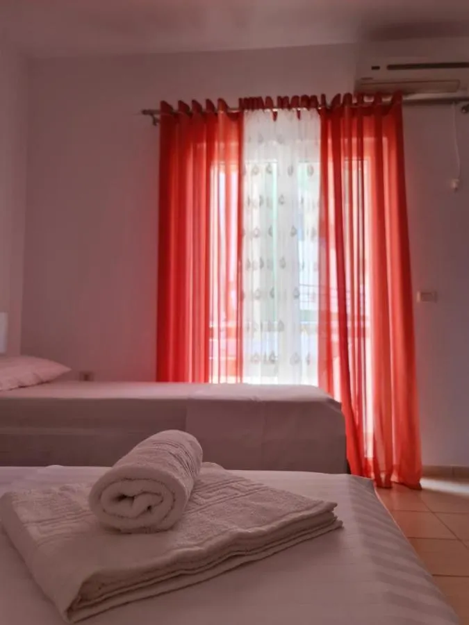 Summer Time Hotel Ksamil